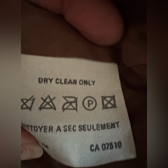 Emanuel Ungaro Women's Tan Jacket & Skirt Suit Set - Picture 8 of 10